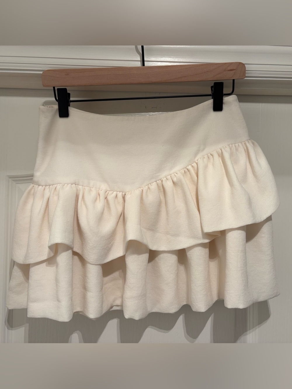 Women’s Maje Fluxi Ruffled Crepe Mini skirt size 38 (US medium/ size 6)